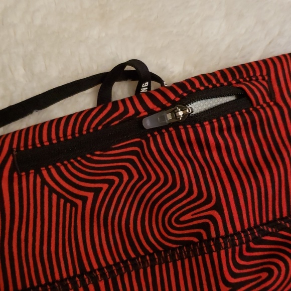 NIKE NWT runner leggings - Picture 5 of 8